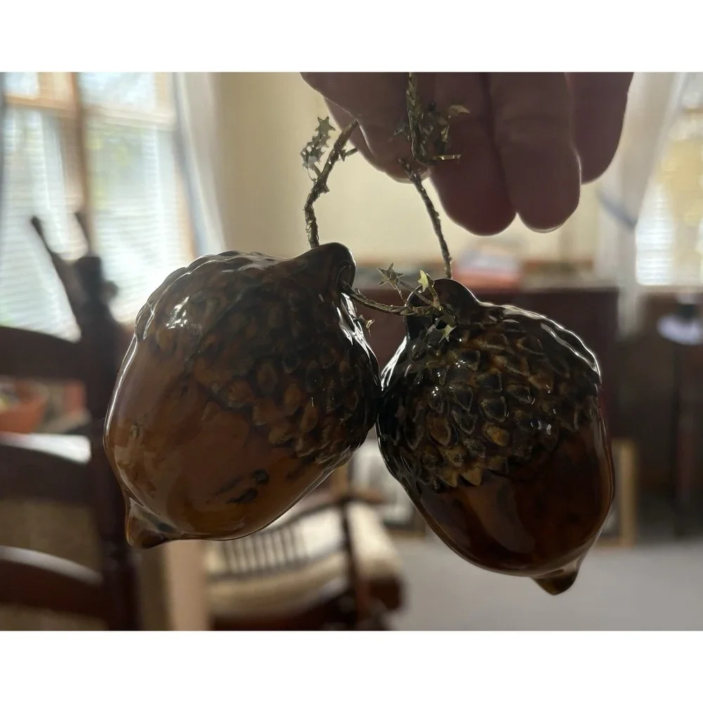VTG Ceramic Fall Decor Acorns Ornament Hand Painted Glazed Cottage Cabin   3